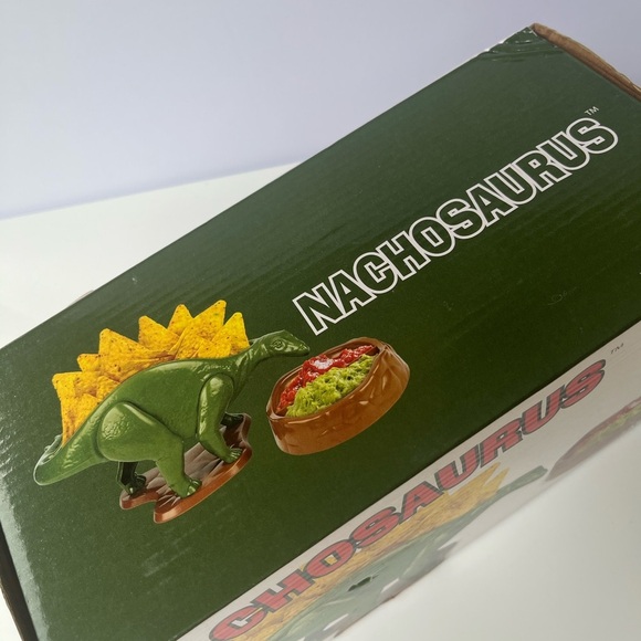 NEW 🦖The Nachosaurus! Dinosaur chip and dip or taco holder - Picture 14 of 16